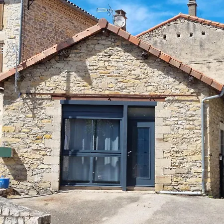 Fontaine Vieille Saint-Georges-de-Luzençon