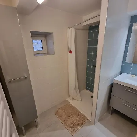 Fontaine Vieille 3* Saint-Georges-de-Luzençon